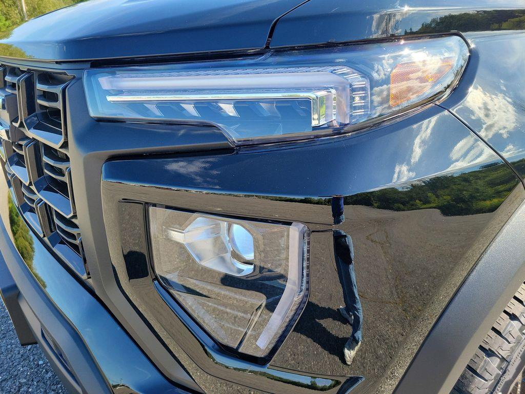 new 2025 GMC Canyon car, priced at $48,560