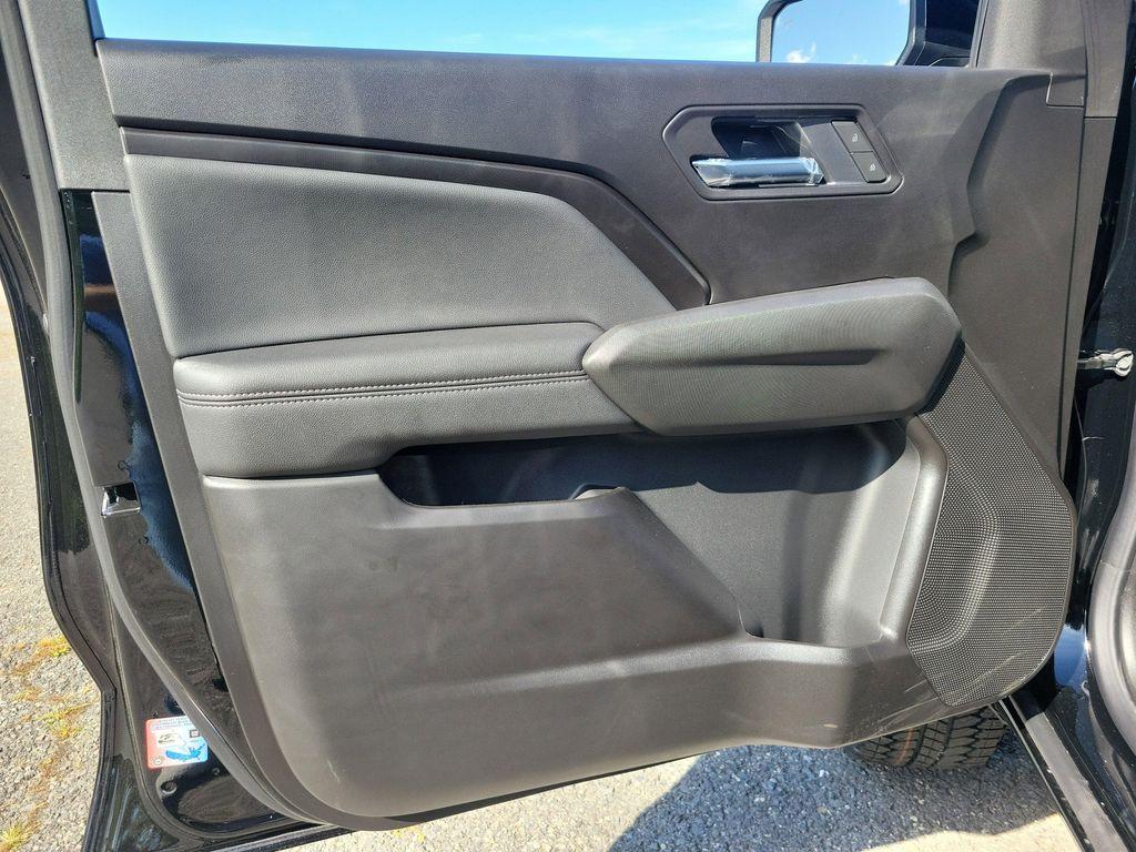 new 2025 GMC Canyon car, priced at $48,560