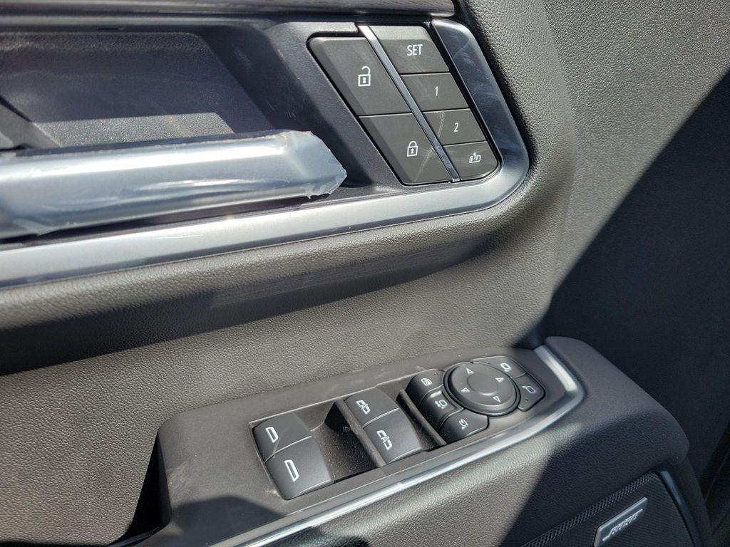 new 2025 GMC Sierra 2500 car, priced at $81,450