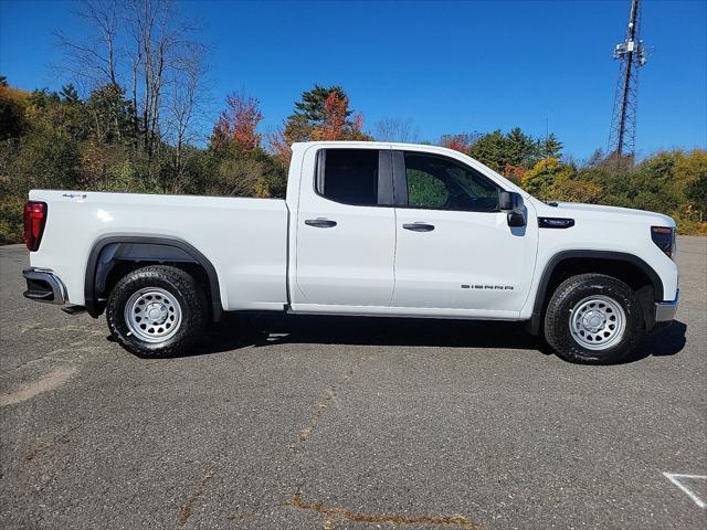 new 2025 GMC Sierra 1500 car, priced at $46,210