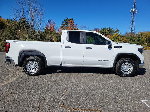 new 2025 GMC Sierra 1500 car, priced at $46,960