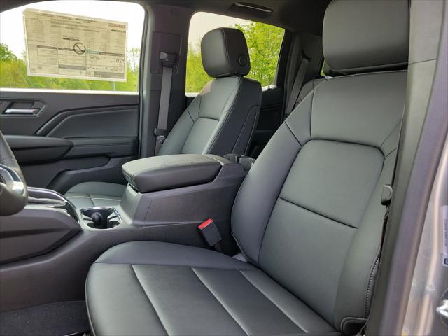 new 2025 GMC Canyon car, priced at $45,645
