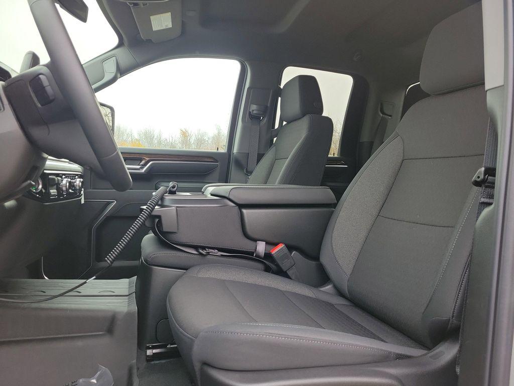 new 2026 GMC Sierra 2500 car, priced at $71,344