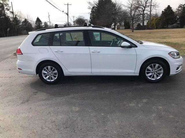 used 2018 Volkswagen Golf SportWagen car, priced at $14,995