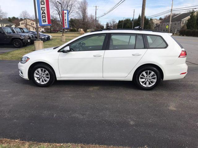 used 2018 Volkswagen Golf SportWagen car, priced at $14,995