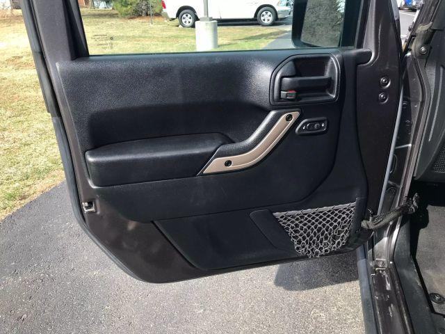 used 2016 Jeep Wrangler Unlimited car, priced at $20,495