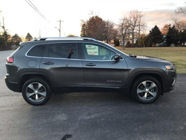 used 2019 Jeep Cherokee car, priced at $14,495