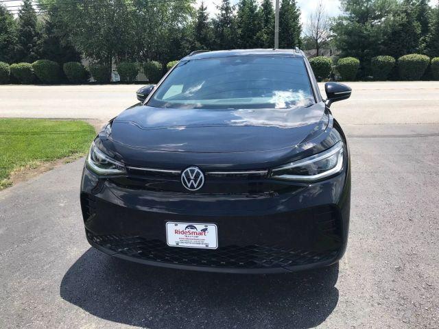 used 2023 Volkswagen ID.4 car, priced at $20,999