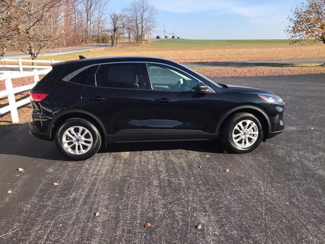 used 2022 Ford Escape car, priced at $18,995