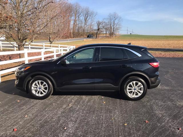 used 2022 Ford Escape car, priced at $18,995