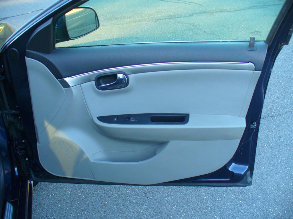 used 2008 Saturn Aura car, priced at $5,950