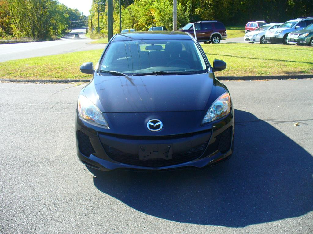 used 2012 Mazda Mazda3 car, priced at $8,950