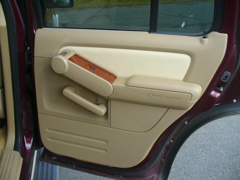 used 2007 Ford Explorer car, priced at $7,950