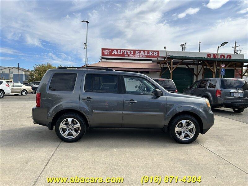 used 2012 Honda Pilot car, priced at $9,995