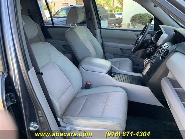 used 2013 Honda Pilot car, priced at $9,995