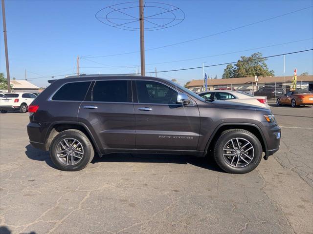 used 2018 Jeep Grand Cherokee car, priced at $17,225