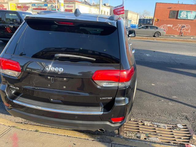 used 2015 Jeep Grand Cherokee car, priced at $16,990