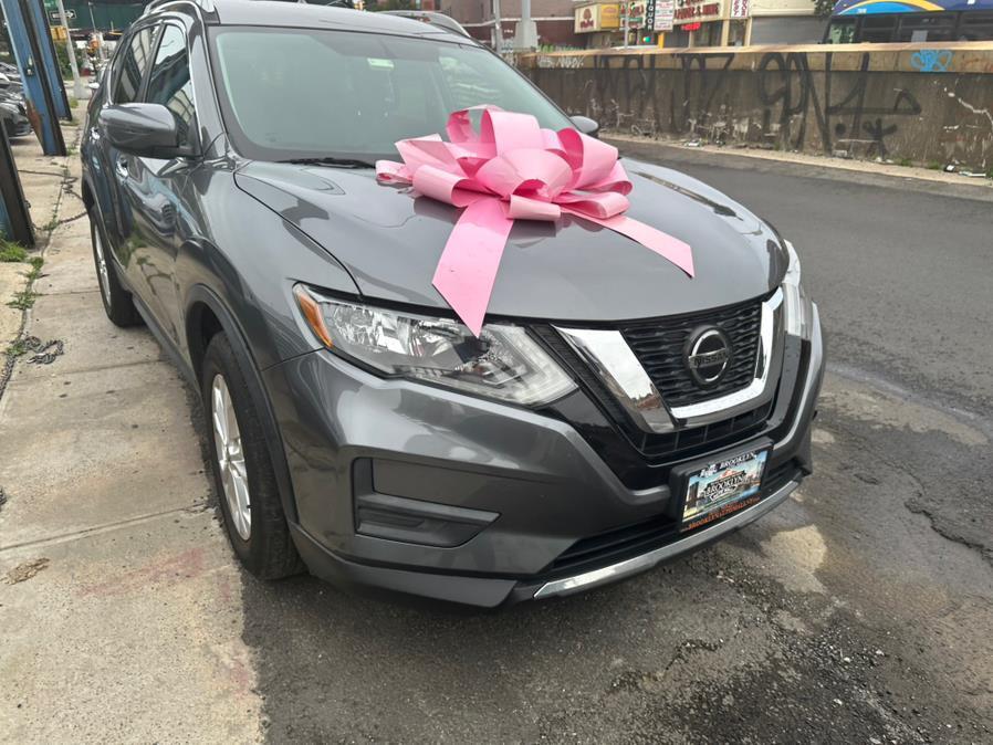 used 2018 Nissan Rogue car, priced at $15,999