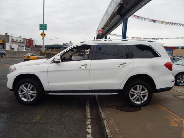 used 2014 Mercedes-Benz GL-Class car, priced at $19,899