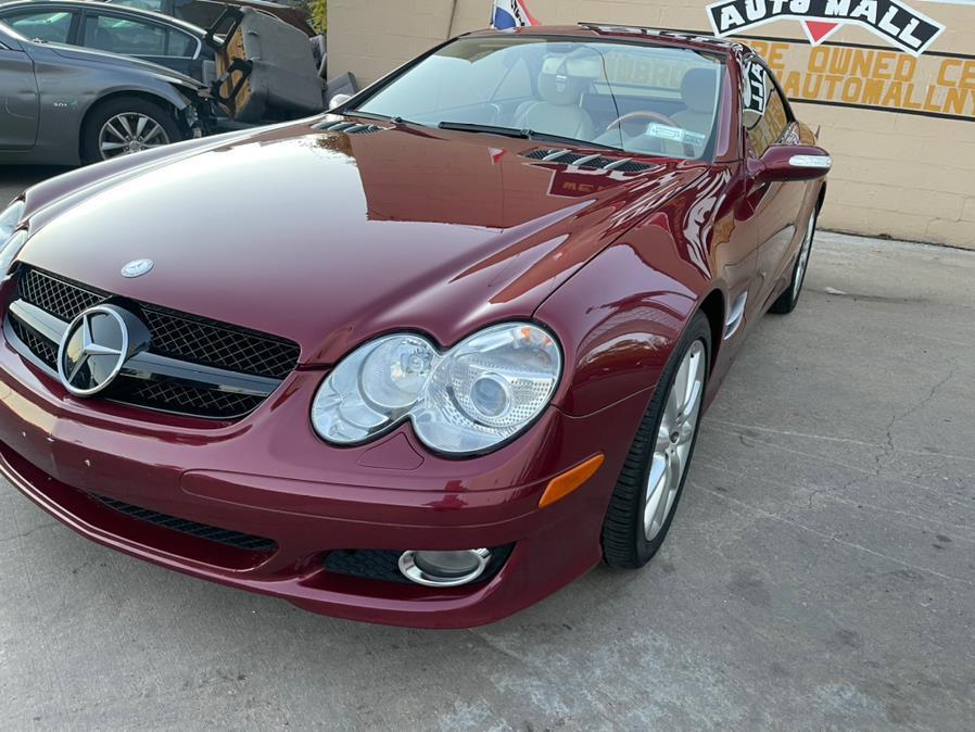 used 2007 Mercedes-Benz SL-Class car, priced at $14,899