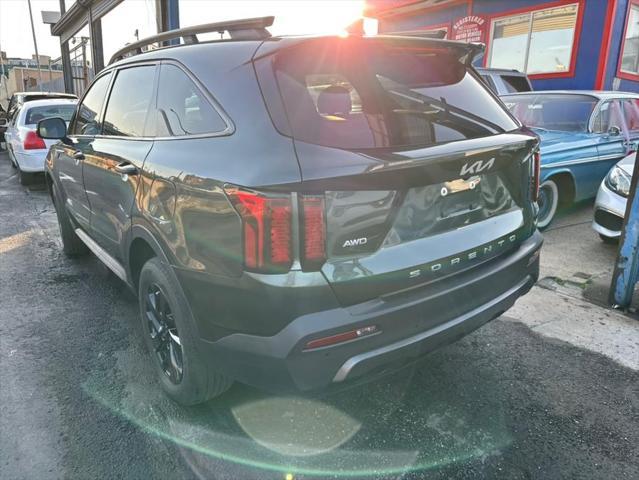 used 2022 Kia Sorento car, priced at $25,899