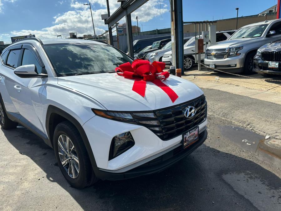 used 2023 Hyundai TUCSON Hybrid car, priced at $17,999