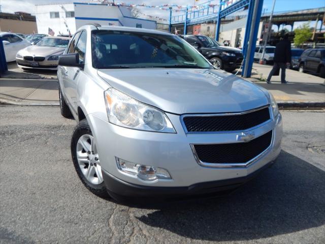 used 2010 Chevrolet Traverse car, priced at $4,899