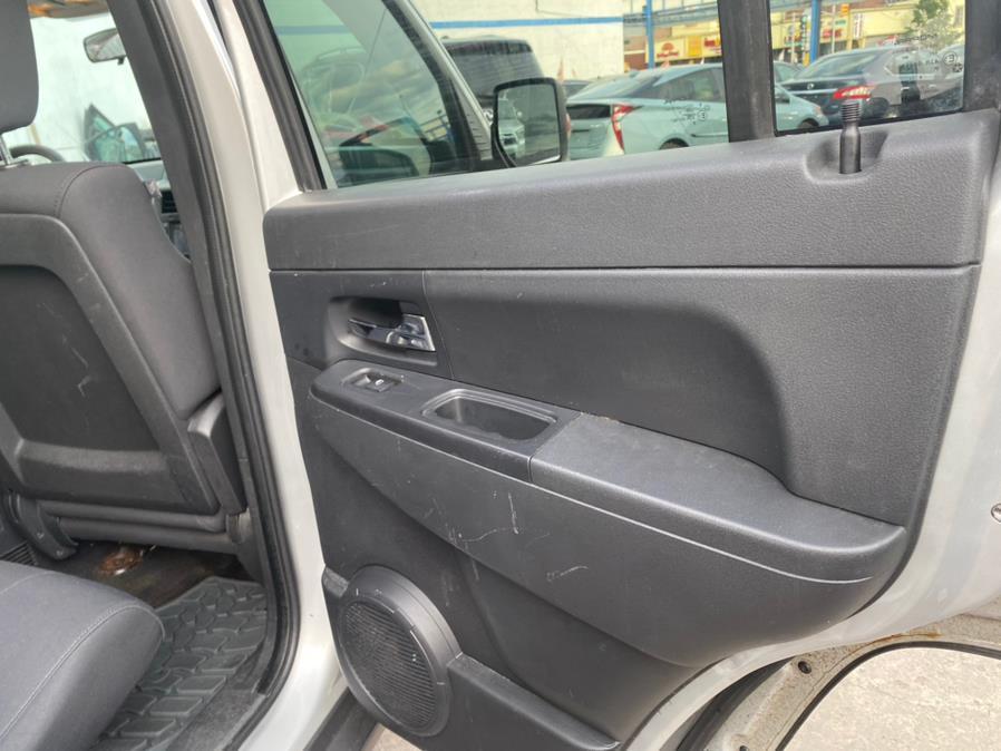 used 2009 Jeep Liberty car, priced at $5,999