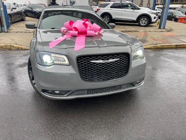 used 2019 Chrysler 300 car, priced at $16,999