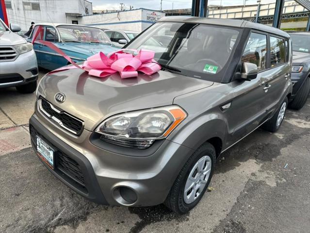 used 2013 Kia Soul car, priced at $6,999
