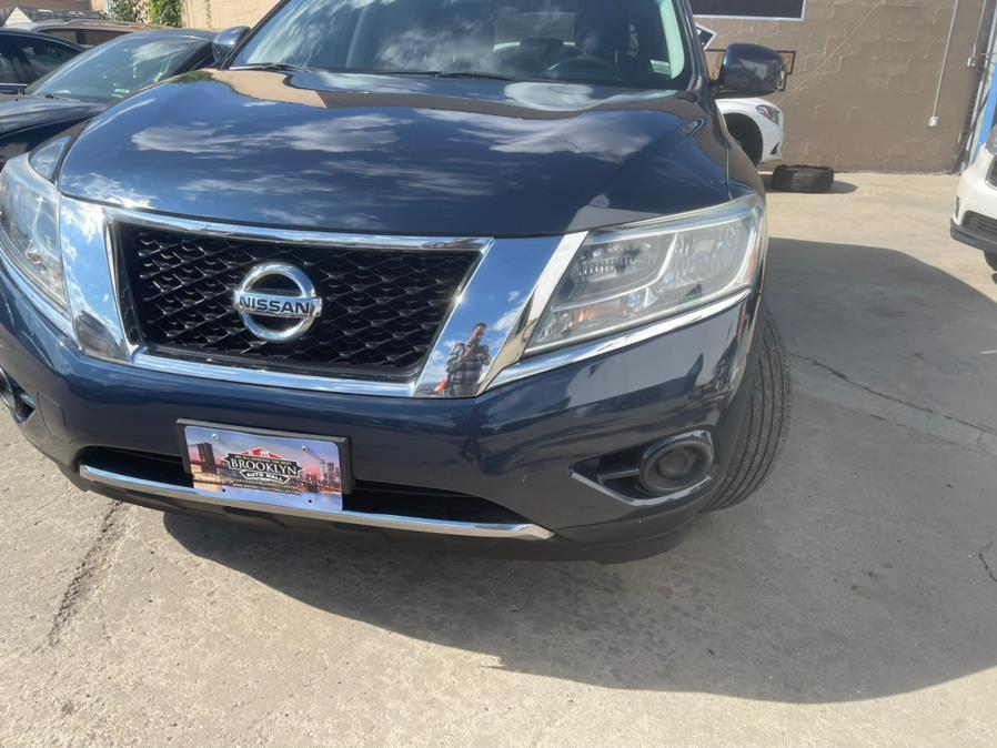 used 2015 Nissan Pathfinder car, priced at $12,999