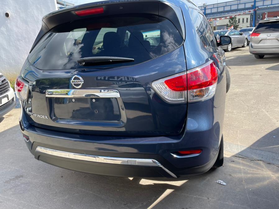 used 2015 Nissan Pathfinder car, priced at $12,999
