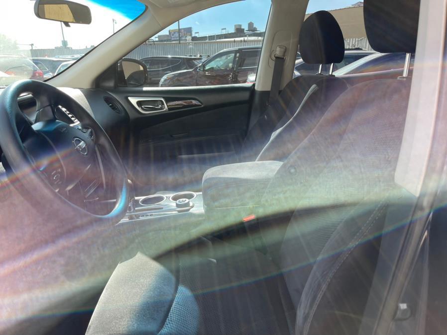 used 2015 Nissan Pathfinder car, priced at $12,999