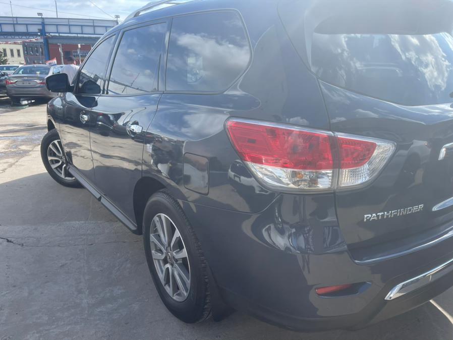 used 2015 Nissan Pathfinder car, priced at $12,999