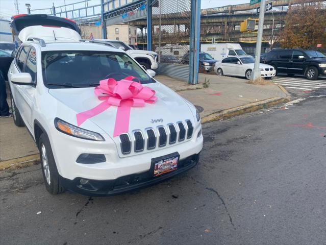 used 2014 Jeep Cherokee car, priced at $11,999