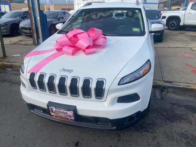 used 2014 Jeep Cherokee car, priced at $11,999