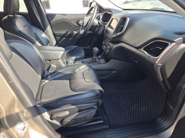 used 2019 Jeep Cherokee car, priced at $9,899