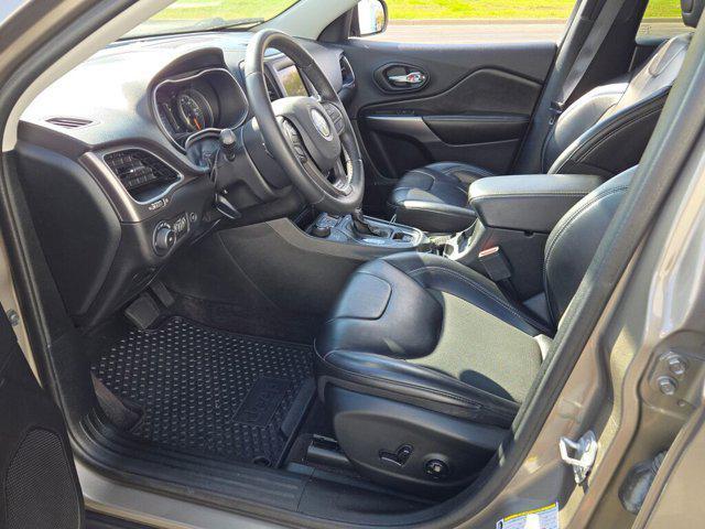used 2019 Jeep Cherokee car, priced at $9,899