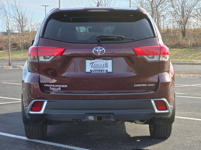 used 2019 Toyota Highlander car, priced at $34,550