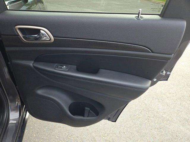 used 2016 Jeep Grand Cherokee car, priced at $16,500
