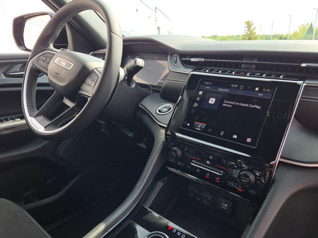 used 2023 Jeep Grand Cherokee car, priced at $35,387