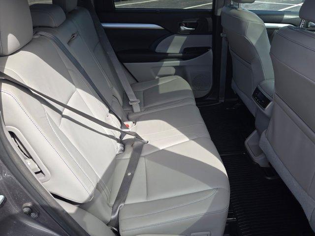 used 2015 Toyota Highlander car, priced at $17,850