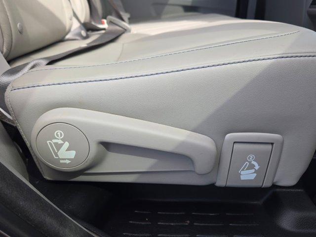 used 2015 Toyota Highlander car, priced at $17,850