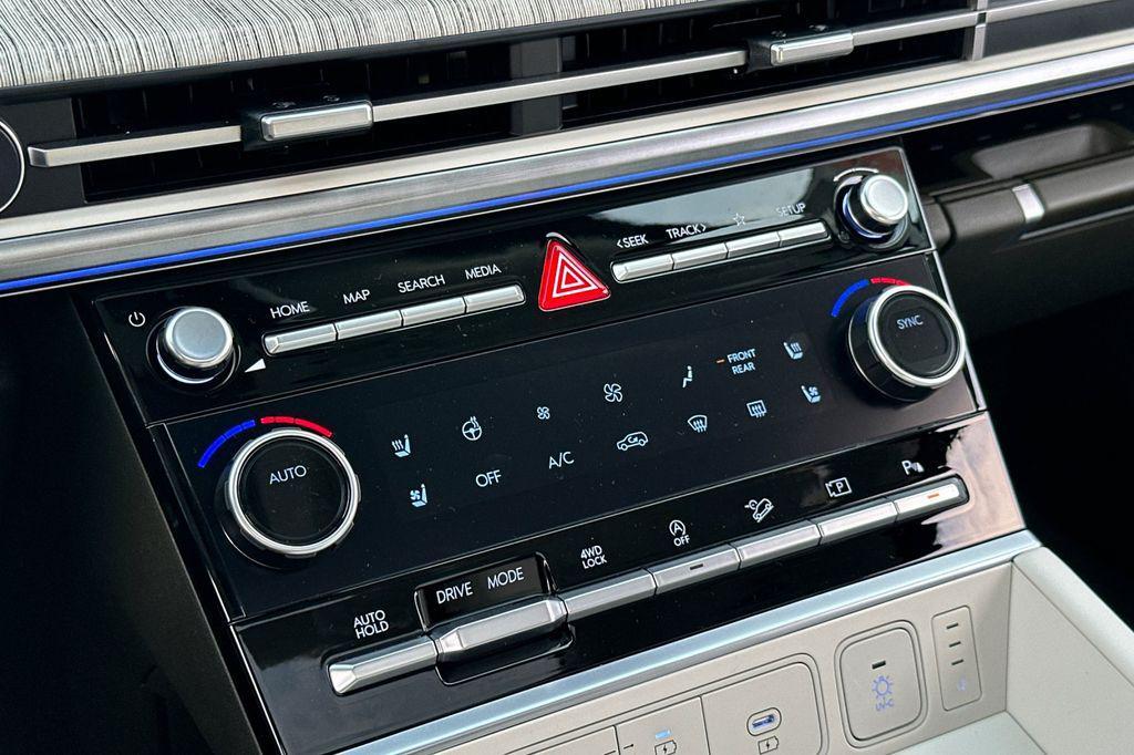 new 2025 Hyundai Santa Fe car, priced at $49,070