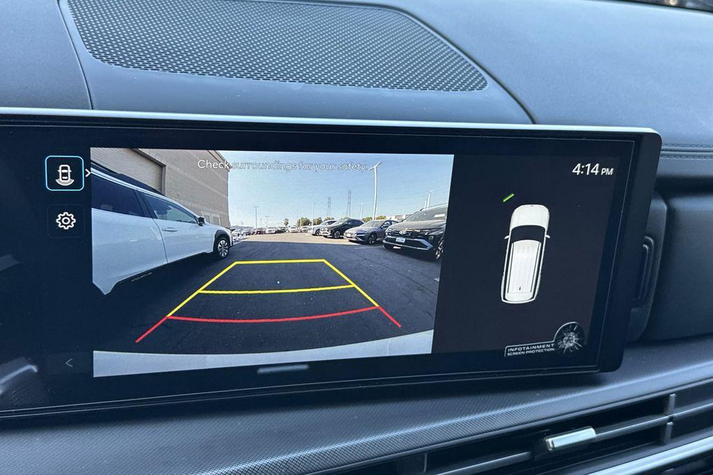 used 2025 Hyundai Santa Fe car, priced at $32,495