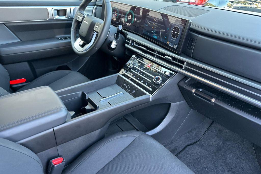 used 2025 Hyundai Santa Fe car, priced at $32,495