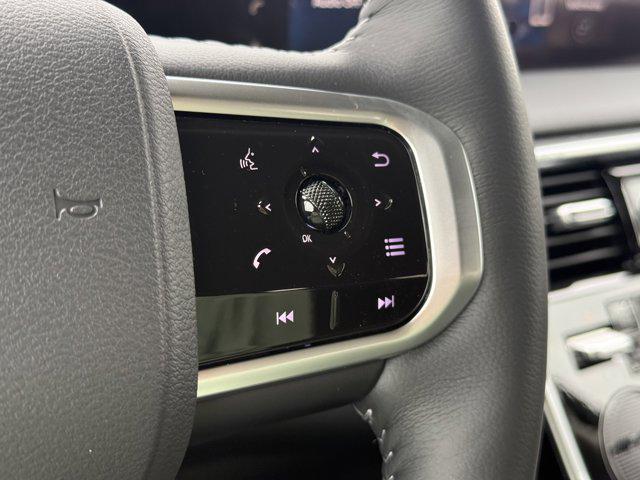 new 2025 Nissan Armada car, priced at $58,085