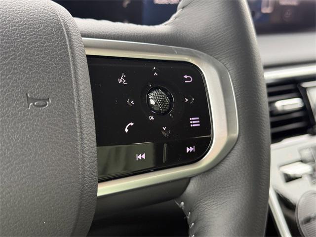 new 2025 Nissan Armada car, priced at $57,085