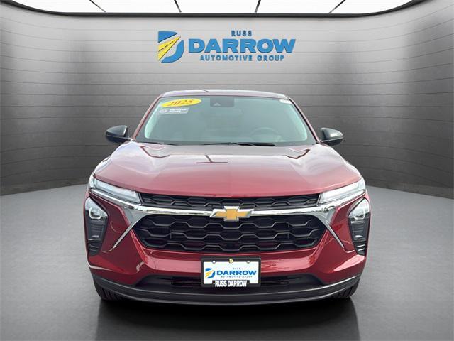 used 2025 Chevrolet Trax car, priced at $22,092
