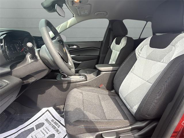 used 2025 Chevrolet Trax car, priced at $22,092